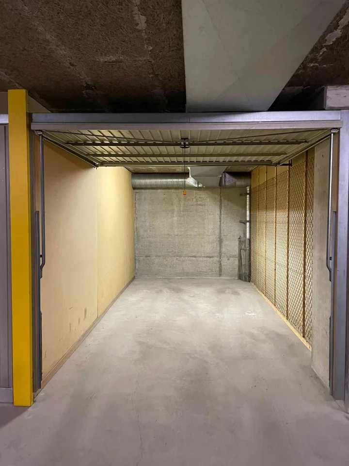 Garagebox in Einstellhalle in Stettlen