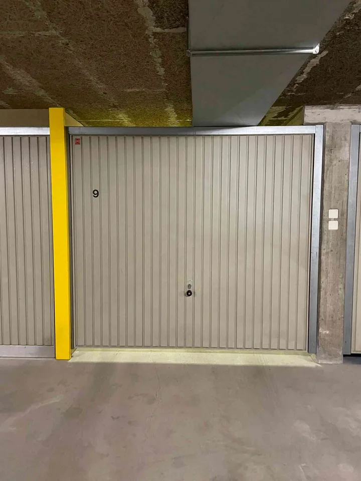 Garagebox in Einstellhalle in Stettlen