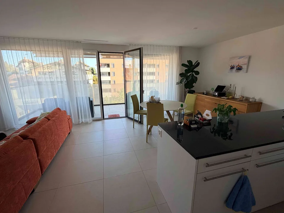 Appartement moderne très spacieux et idéalement situé