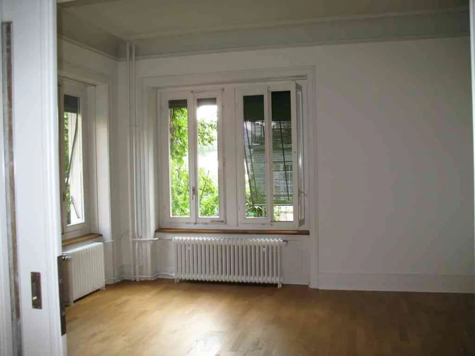 Wohnen mit Charakter – stilvolle Altbauwohnung, ruhige & sonnige Lage