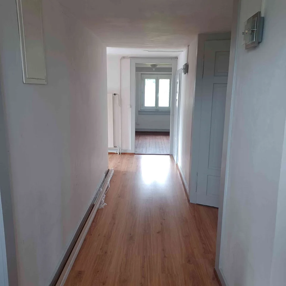 Charmante 4.5 Zimmerwohnung mit Seeblick