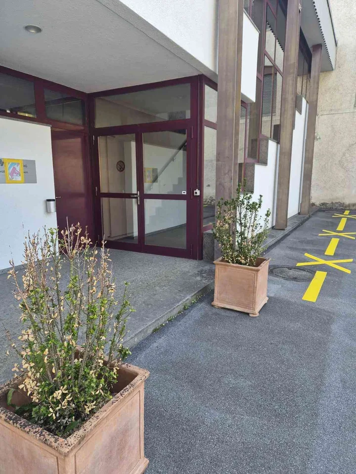 Büro, Atelier, Praxis, Studio ,Vereinslokal.....
