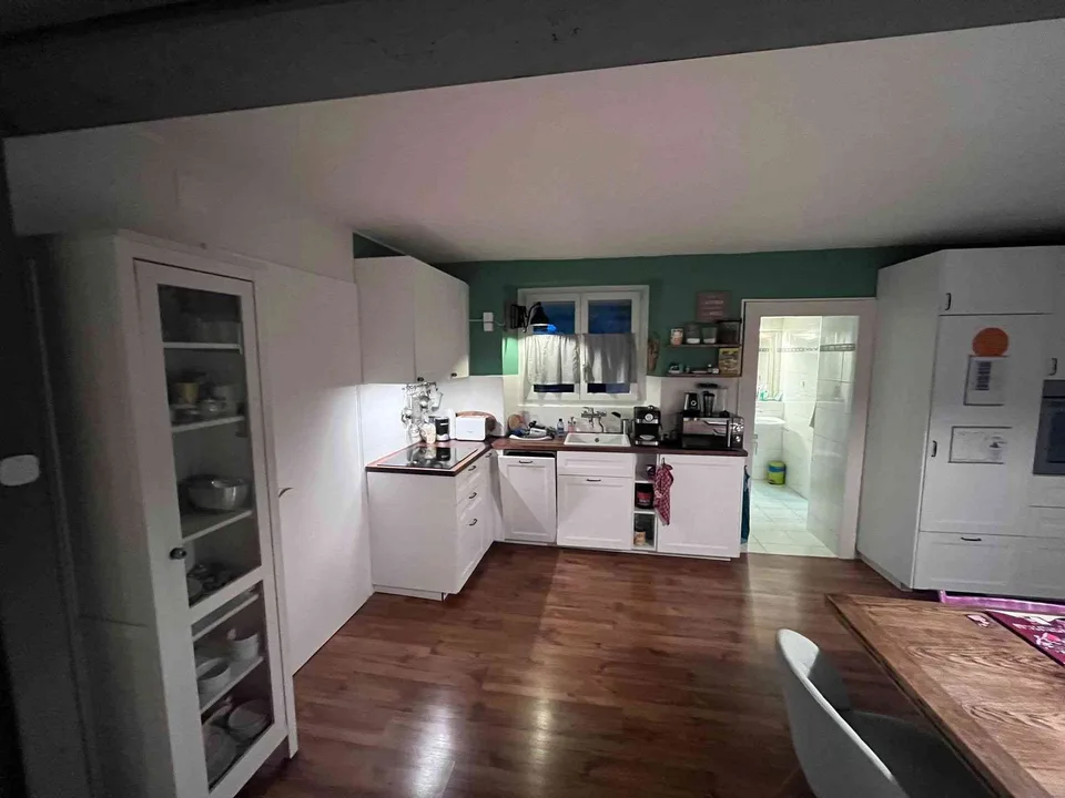 2.5-Zimmer Wohnung mit Gartenanteil