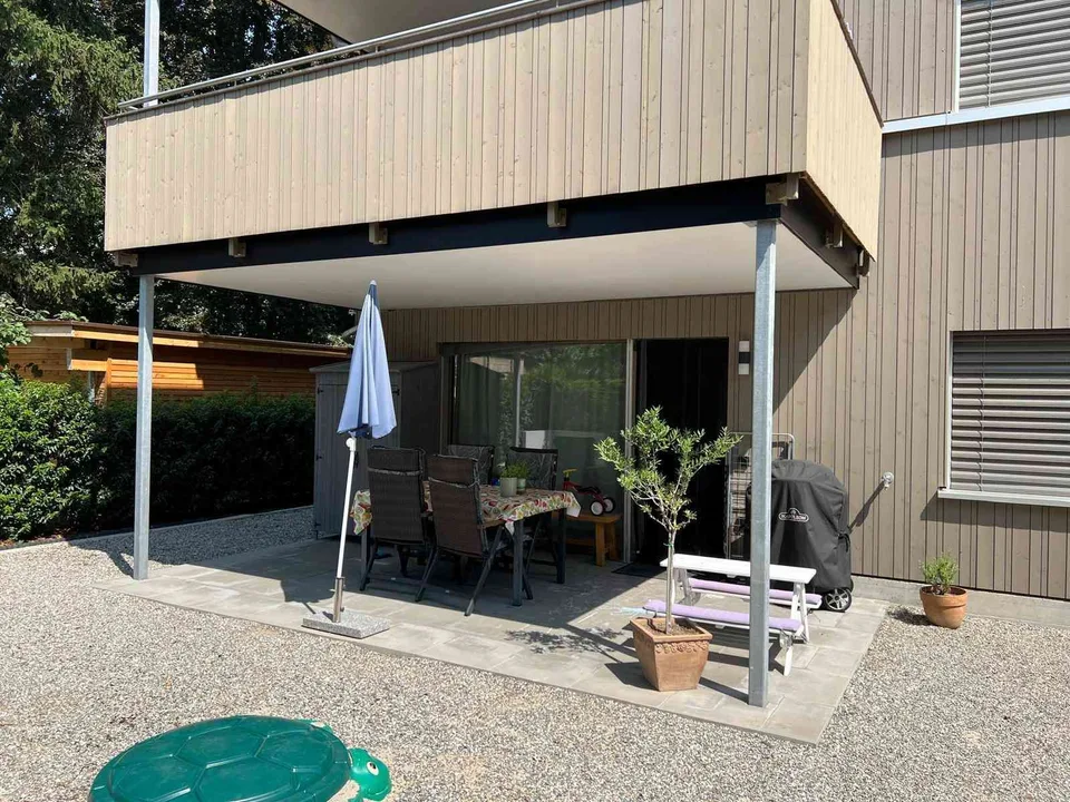 Moderne Wohnung mit grosser Terrasse in zentraler Lage