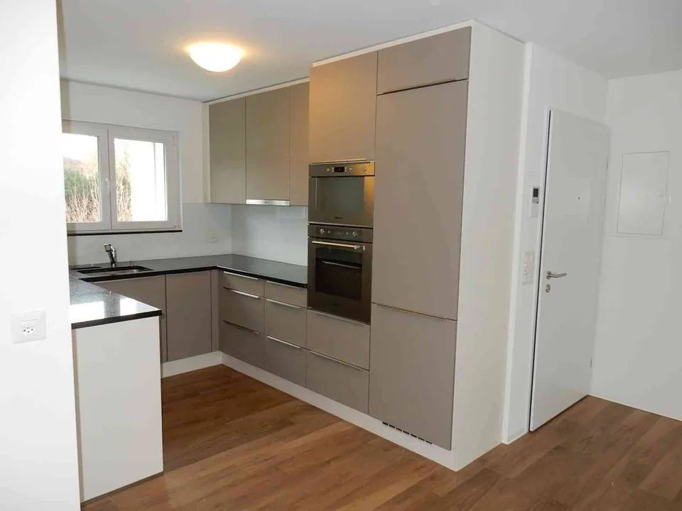 Moderne 3.5-Zimmer-Wohnung an zentraler Lage in Wettingen