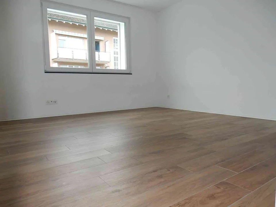 Moderne 3.5-Zimmer-Wohnung an zentraler Lage in Wettingen