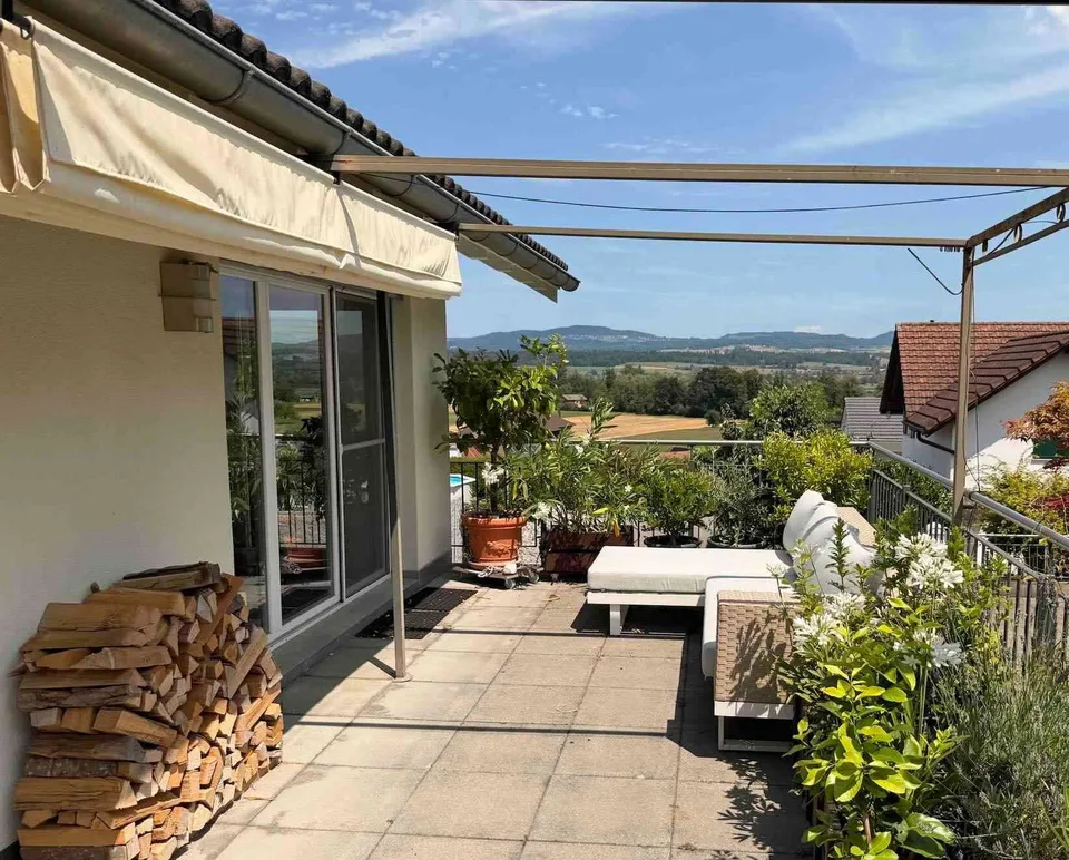 Traumhaftes 6.5-Zimmer-EFH mit Panoramablick über das Reusstal