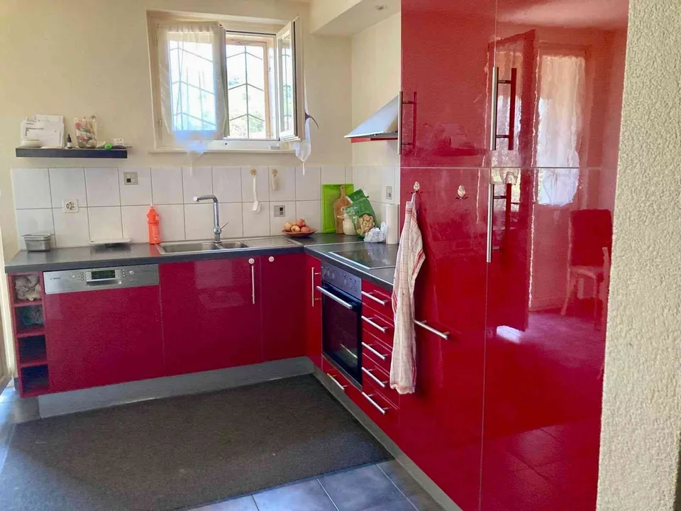 Charmantes 4.5-Zimmer-Reiheneinfamilienhaus mit Garten in Reinach BL