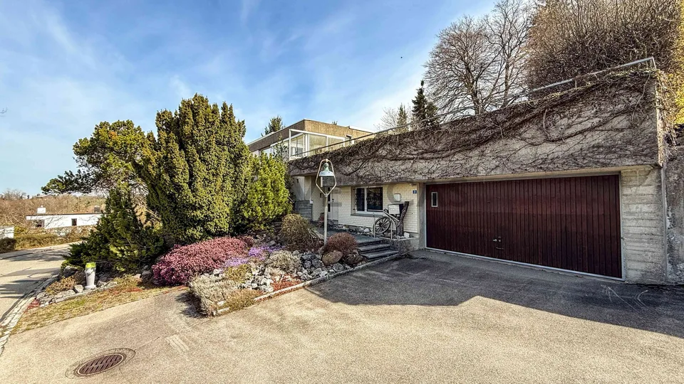 Einfamilienhaus mit viel Potenzial an bester Lage