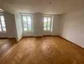A LOUER SUPERBE APPARTEMENT CENTRE VILLE
