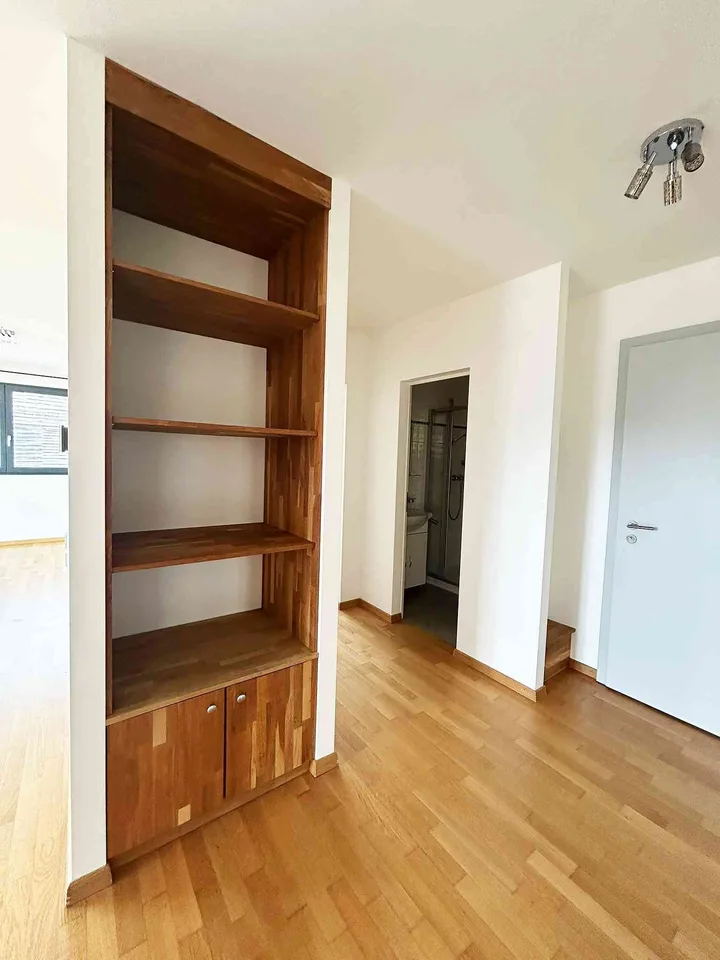 Appartement 4.5 pièces : lumineux - 2 pl. de parc ext. incluses