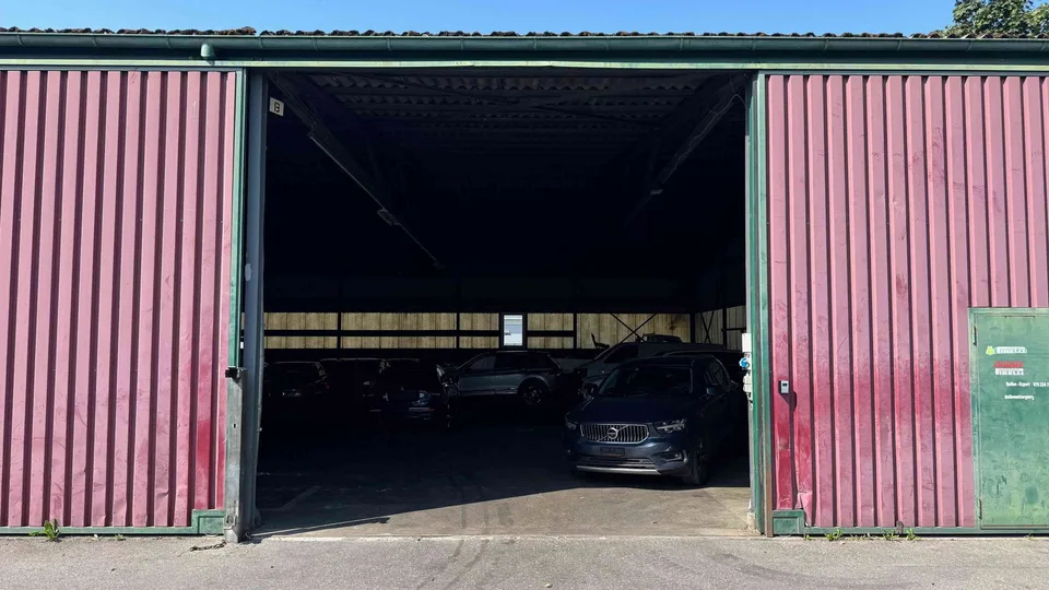 Gewerbe Lager / Halle / Garage / Werkstatt zu vermieten in Aesch (LU)