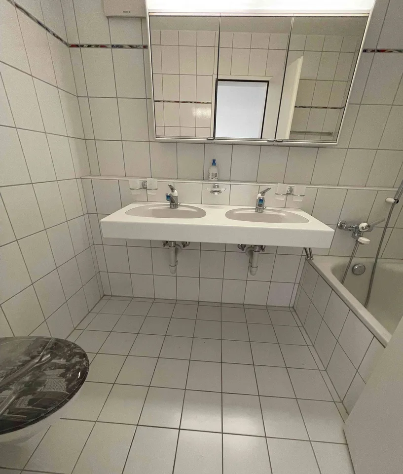 Untermiete in 5 1/2 Zimmer Attikawohnung mit 140m2 Wohnfläche