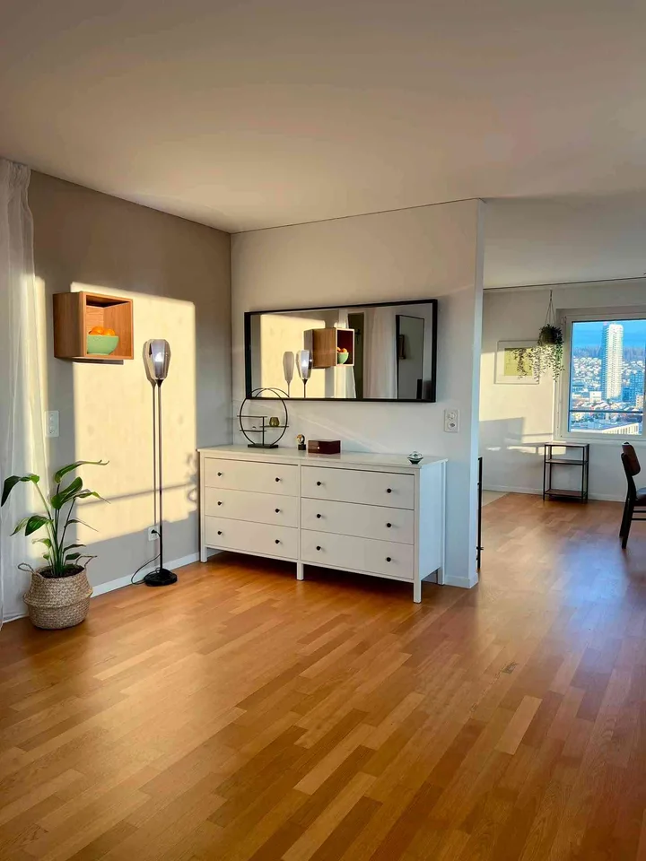 NachmieterIn gesucht für moderne 2.5 Zimmer Wohnung