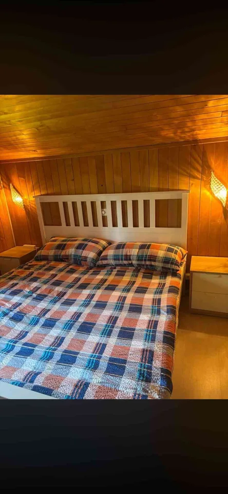 2 chambres au premier étage, dans un chalet