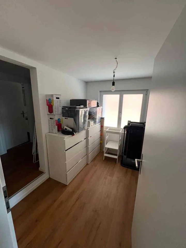 Nachmieter gesucht – 5.5-Zimmer-Wohnung mit großer Terras