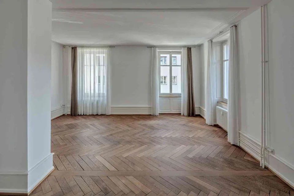 charmant appartement ancien de 2 pièces