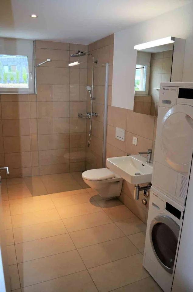 Helle 3.5-Zi.-Wohnung mit Seeblick & Balkon – ab sofort, Tägerwilen