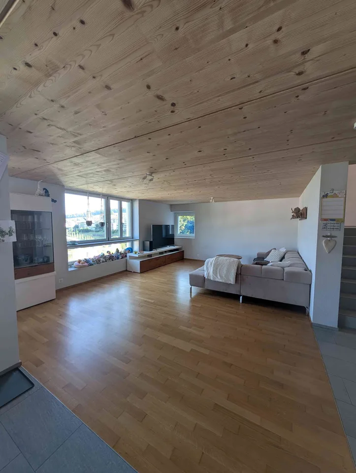 Wunderschöne 6-Zimmer-Maisonette-Wohnung