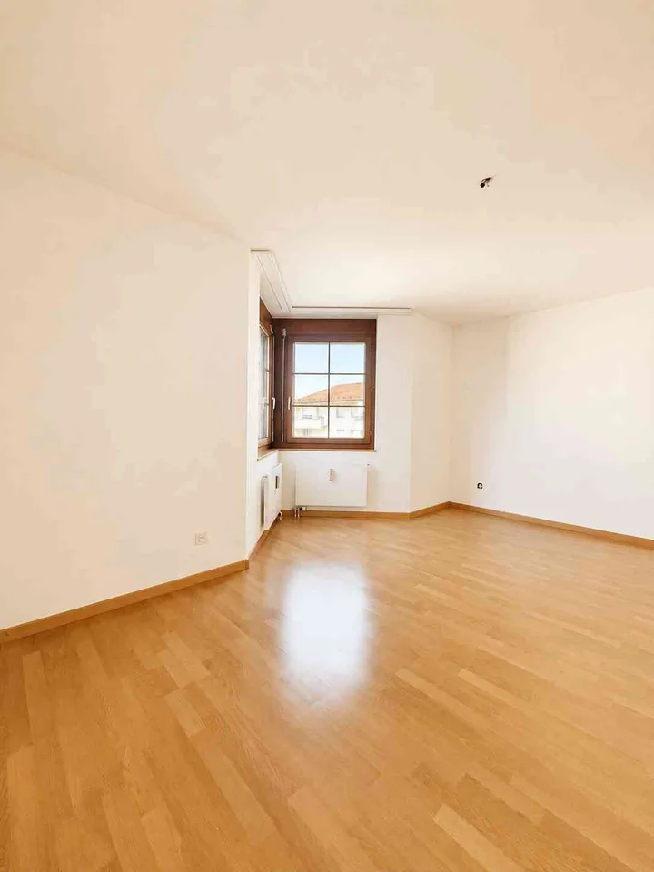 Helle 3.5-Zimmer-Wohnung mit grossem Balkon in Flawil