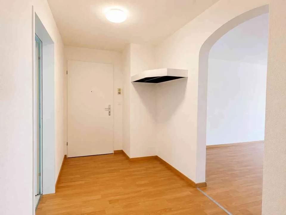 Helle 3.5-Zimmer-Wohnung mit grossem Balkon in Flawil