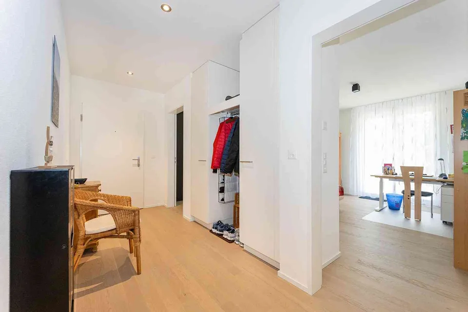 RESERVIERT - Neuwertige, exklusive 4,5-Zimmer-Garten-Eigentumswohnung