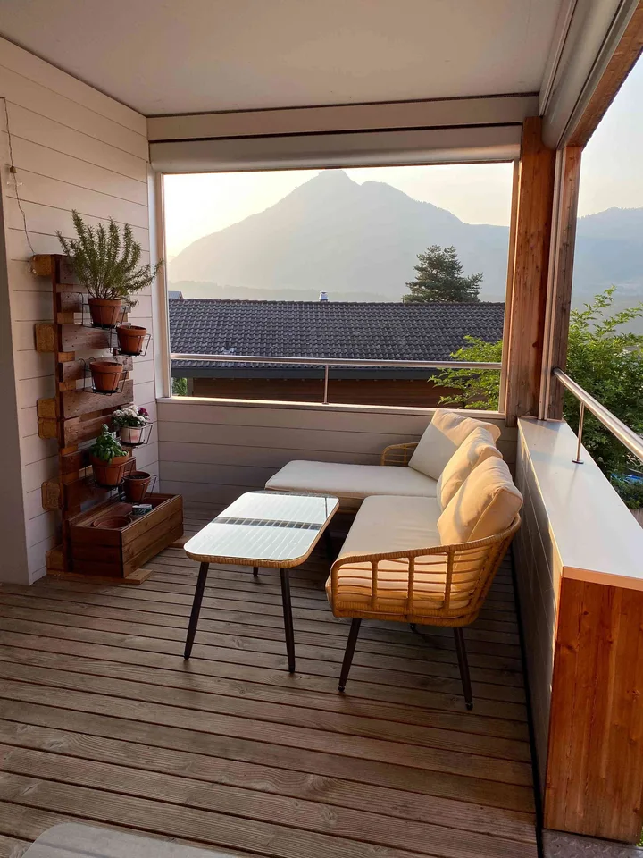 2½ Zimmer Wohnung mit Balkon Loggia an ruhiger Lage