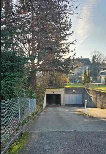 Abstellplatz Tiegarage