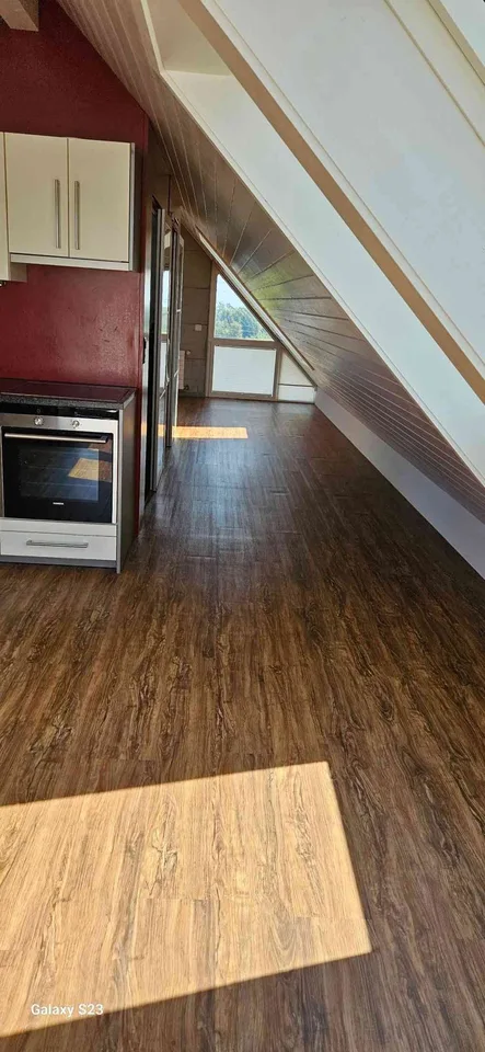 Moderne 2 Zimmer Wohnung mit Berg und Seesicht