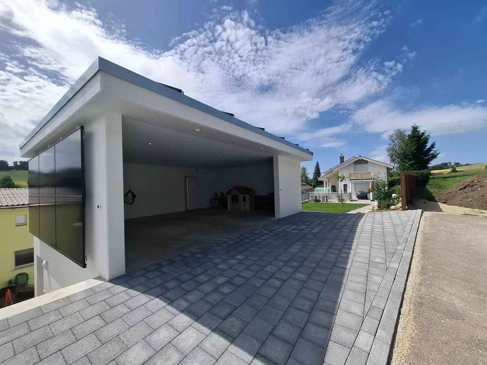 5 1/2 EFH mit Carport