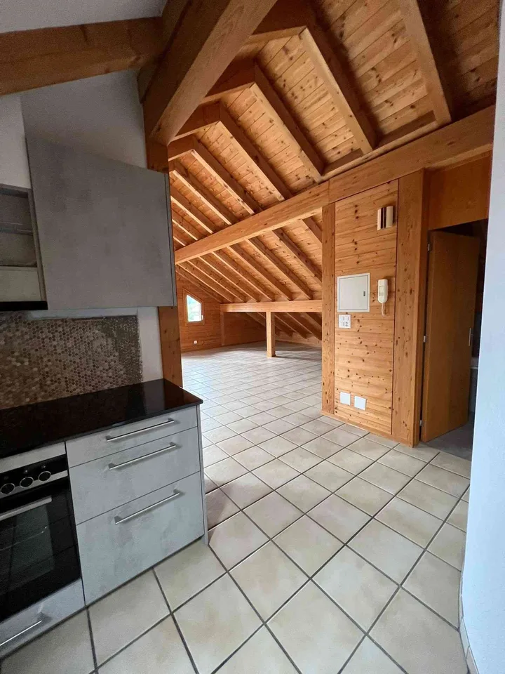 charmante 3.5 Zimmer Dachwohnung