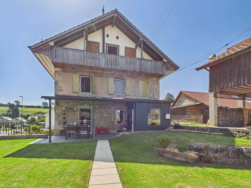 À vendre charmante maison individuelle 6.5 pces + studio indépendant