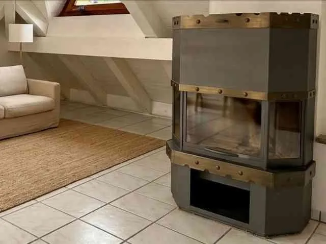 Exklusives Single-Bijou mit See-Panorama und Schwedenofen