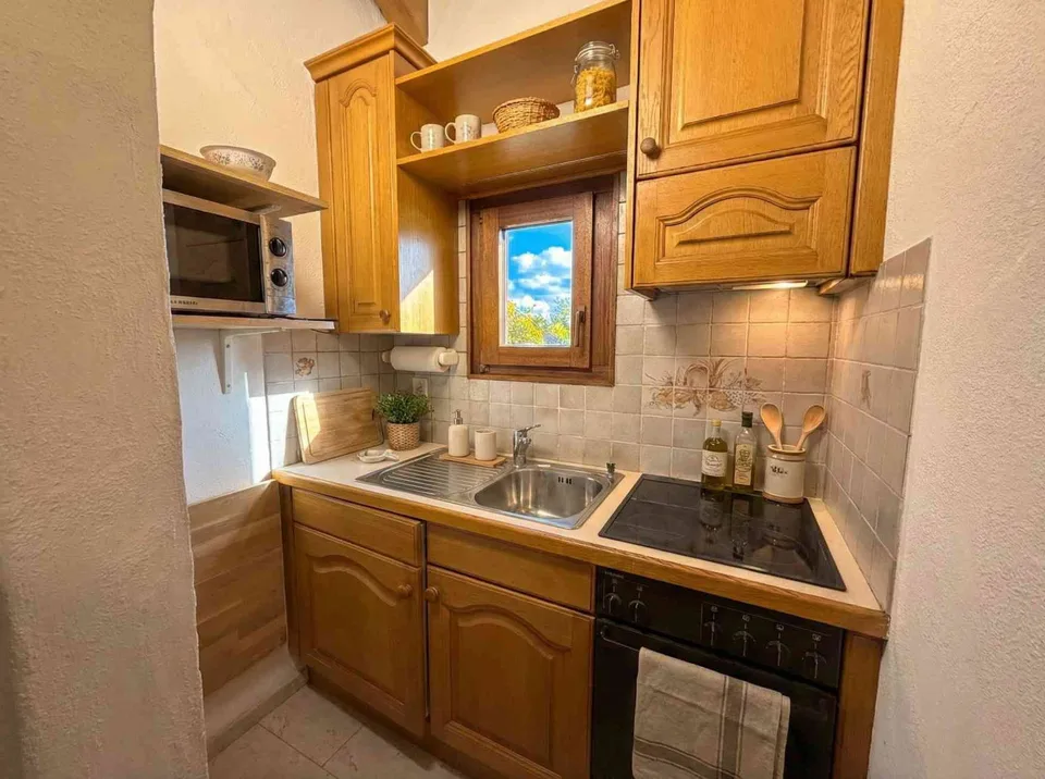Exklusives Single-Bijou mit See-Panorama und Schwedenofen