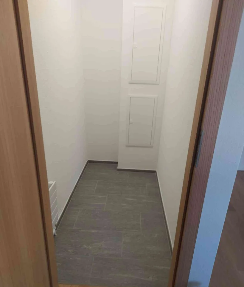 *Erstbezug* Neubauwohnung im Zentrum Davos 1 Gehminute zur Hauptschule