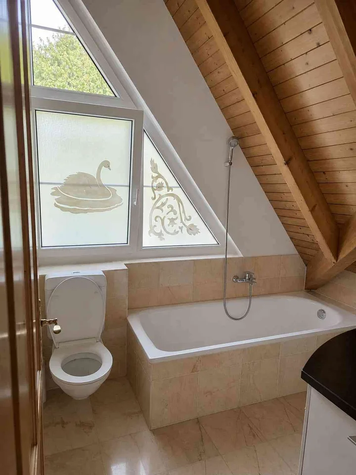 Charmantes 4.5-Zimmer-Reiheneinfamilienhaus mit Terrasse und Balkon