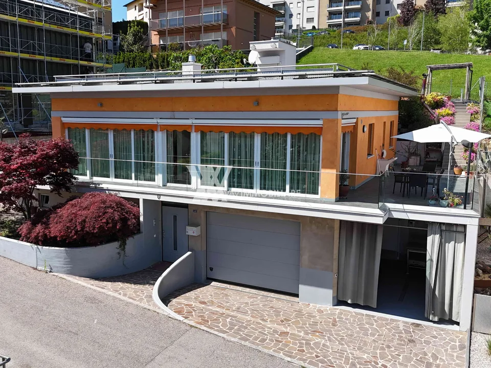 VACALLO: SPETTACOLARE VILLA CON PISCINA