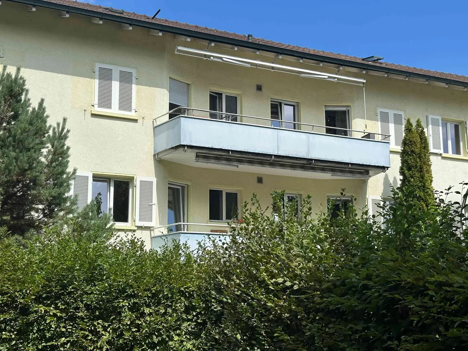 Helle 3-Zimmer-Wohnung in Suhr