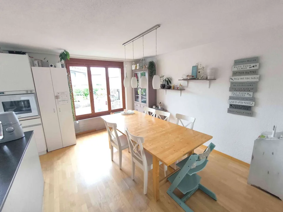 6.5-Zimmer-Reiheneinfamilienhaus mit Garten in Berg TG