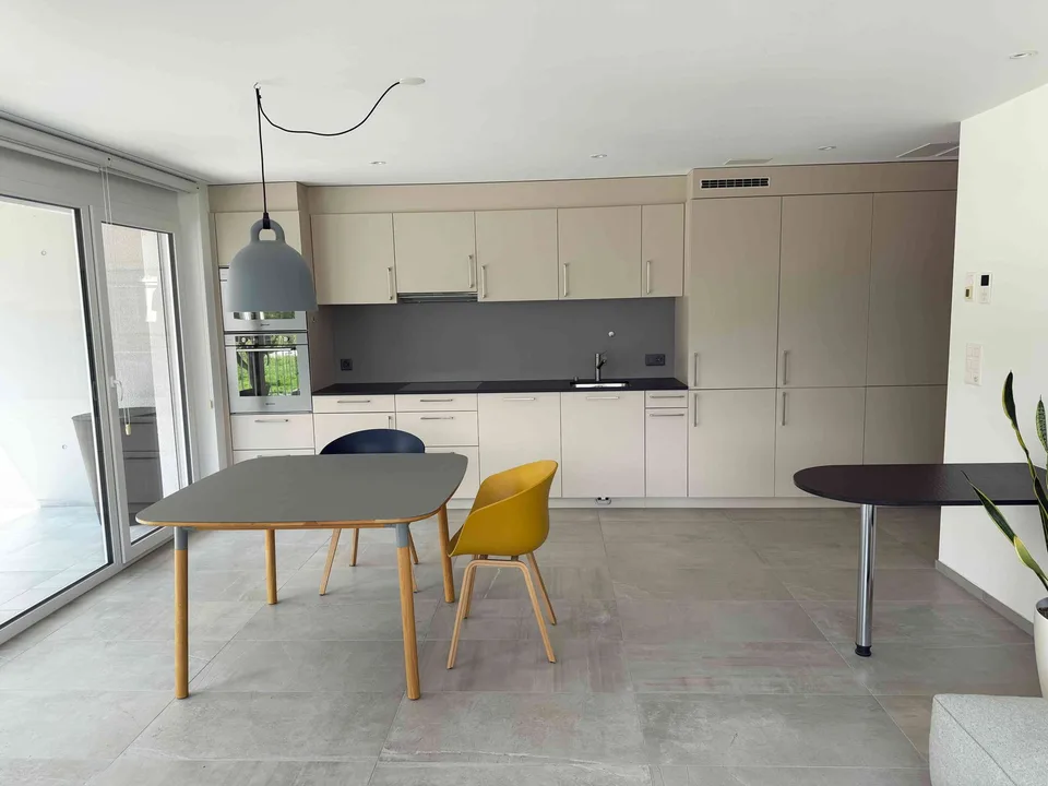Modernes Businessapartment - Vollständig möbliert in Visp