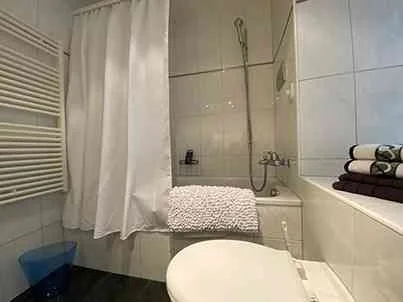 kiwihomes.ch Pls view our 50 ***** reviews! BIJOU, lux EXECUTIVE HOME