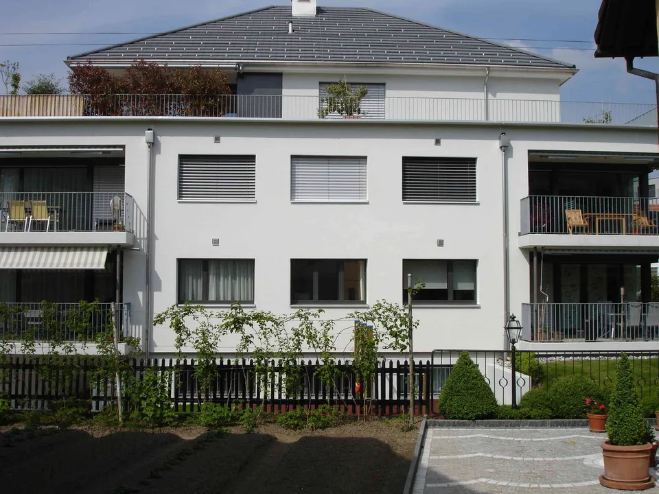 3.5 Zimmer Wohnung, Pfäffikon SZ ( inkl. Bastelraum und 1 Garagenbox )