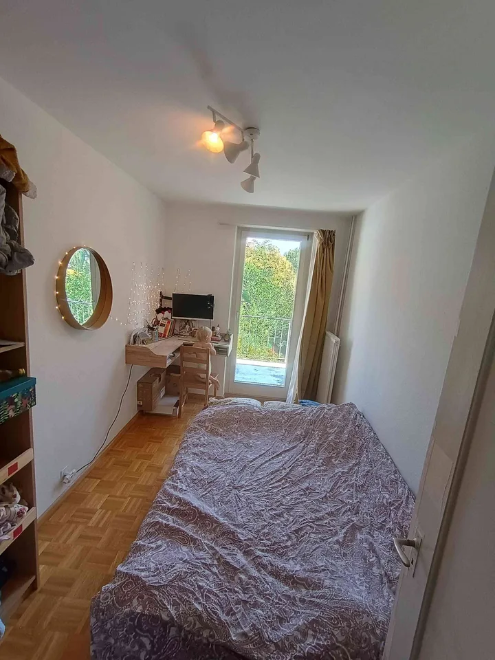 7 Zimmer mit Garten an ruhiger Spielstrasse 10 Min. vom SBB