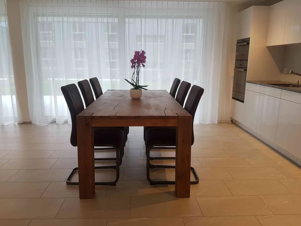 Schöne 3.5 Zimmerwohnung mit grosszügigem Sitzplatz zu vermieten