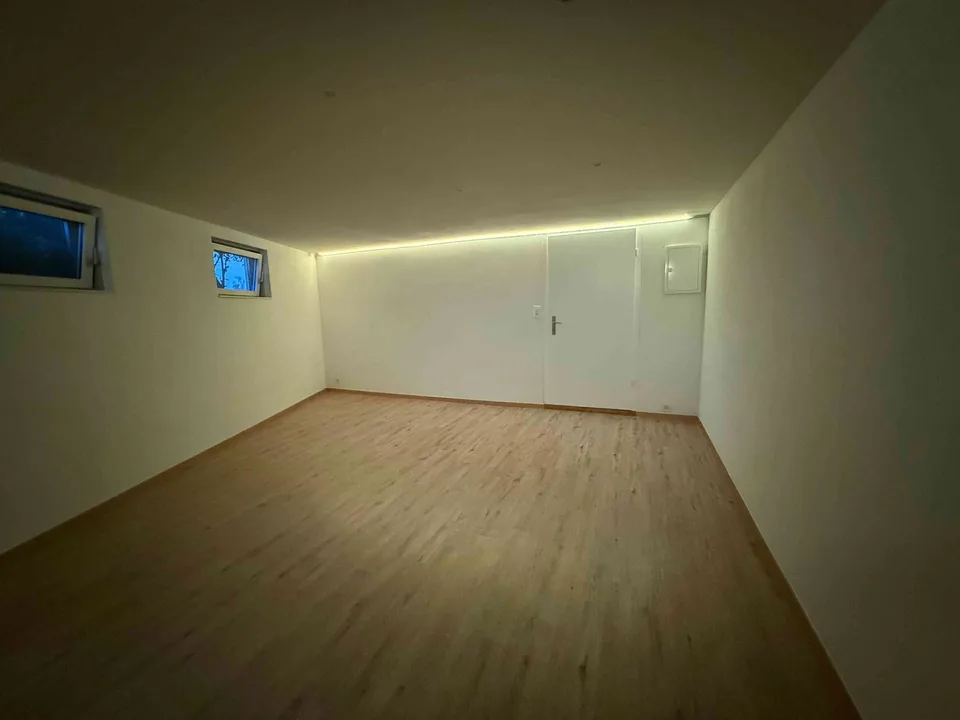 Hobbyraum/ Bastelraum / Fitnessstudio