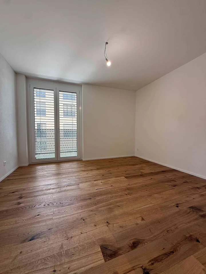 Neubau Erstbezug: Moderne 3.5 Zimmer Wohnung im Ziegelei Quartier Berg