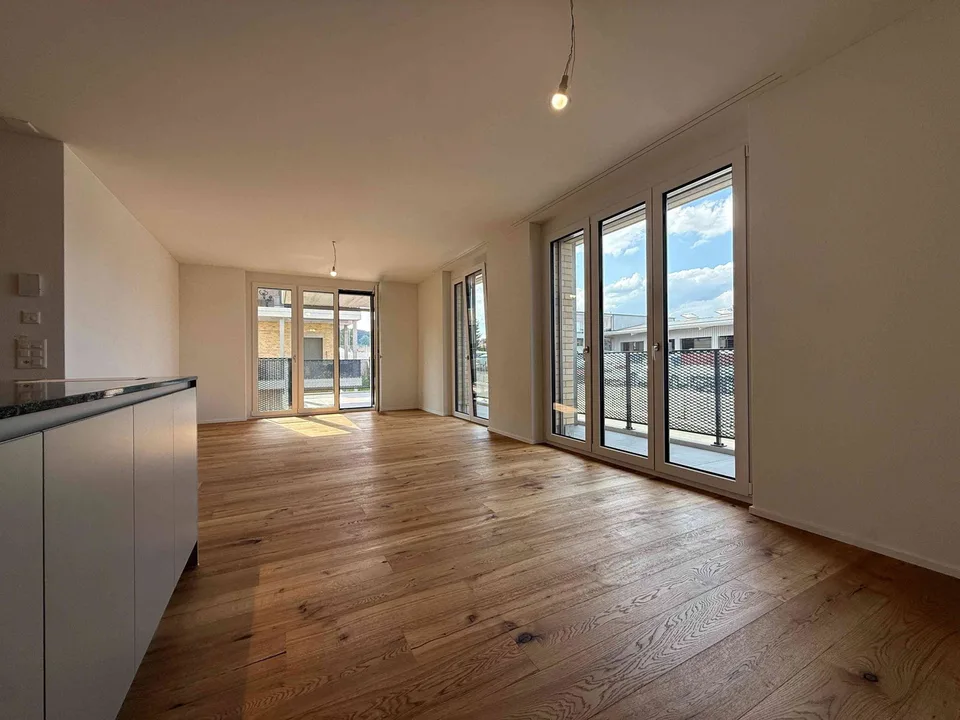Neubau Erstbezug: Moderne 3.5 Zimmer Wohnung im Ziegelei Quartier Berg
