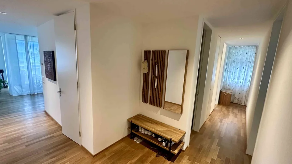 Grosszügige 3.5-Zimmer-Wohnung in ruhiger und zentraler Lage