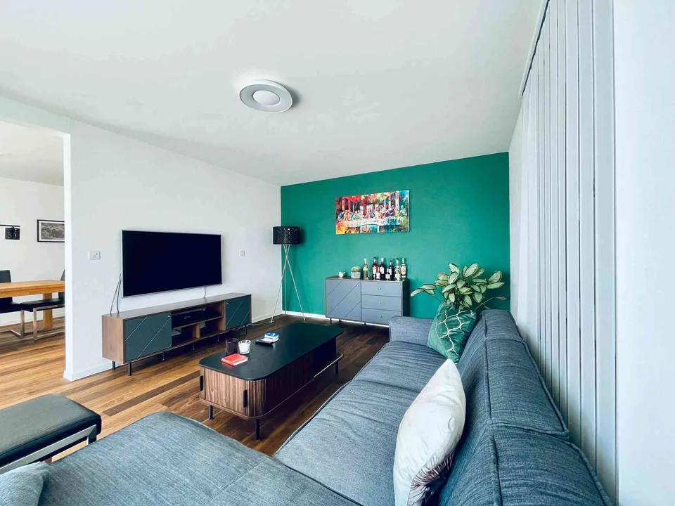 5.5-Zimmer-Familienwohnung mit Garten, Werkraum und viel Freiraum
