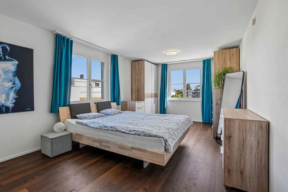 Appartement spacieux, élégant et moderne de 5,5 pièces – photo 4 sur 9